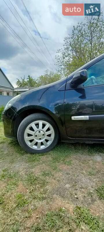 Хэтчбек Renault Clio 2008 в Синельниково
