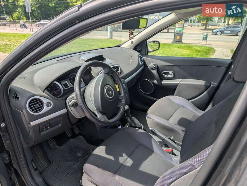Хэтчбек Renault Clio 2008 в Львове фото 27 Хэтчбек Renault Clio 2008 в Львове
