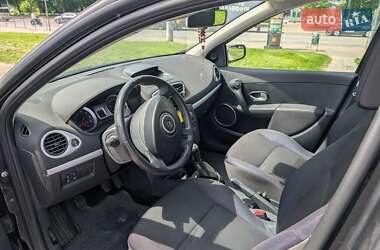 Хэтчбек Renault Clio 2008 в 
