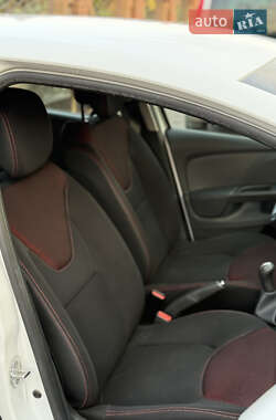 Хэтчбек Renault Clio 2014 в 