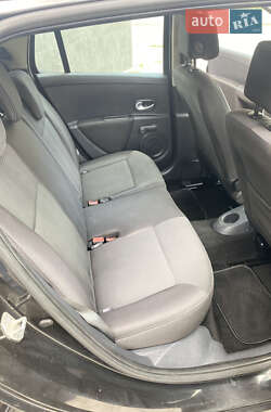 Универсал Renault Clio 2010 в 