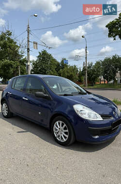 Хэтчбек Renault Clio 2008 в 