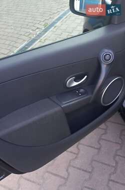 Хэтчбек Renault Clio 2008 в 