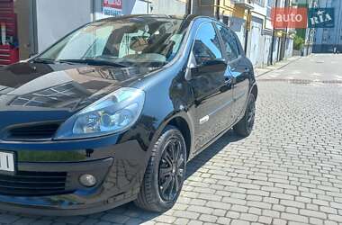 Хэтчбек Renault Clio 2008 в 