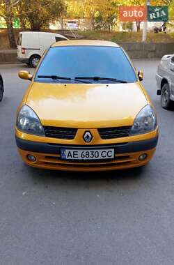 Хэтчбек Renault Clio 2003 в Днепре