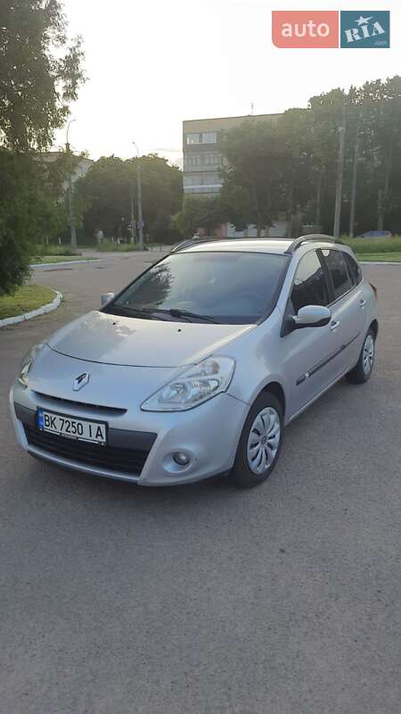 Універсал Renault Clio 2010 в Рівному