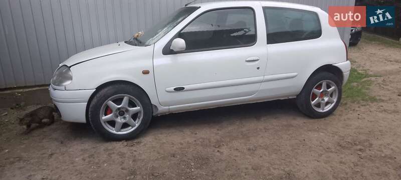 Renault Clio 1999