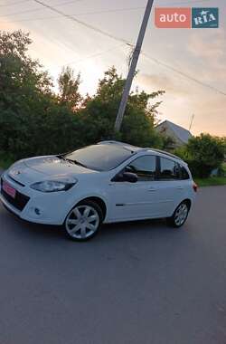 Универсал Renault Clio 2011 в Луцке