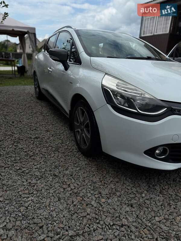 Универсал Renault Clio 2015 в Ровно