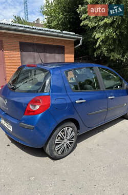 Хэтчбек Renault Clio 2008 в 
