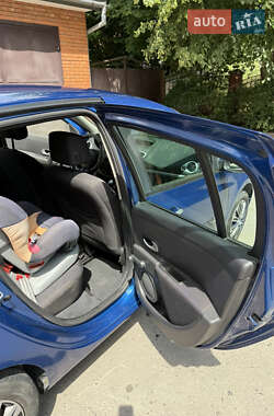 Хэтчбек Renault Clio 2008 в 