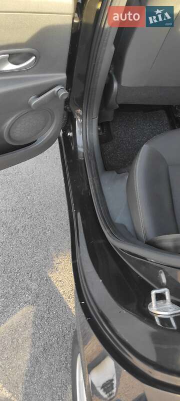 Хетчбек Renault Clio 2011 в Львові