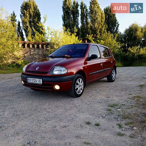Хэтчбек Renault Clio 1998 в Красилове