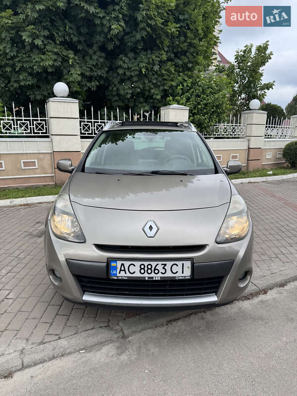 Универсал Renault Clio 2010 в 