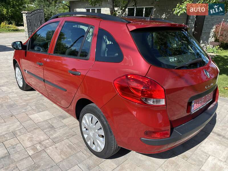 Универсал Renault Clio 2009 в Дубно