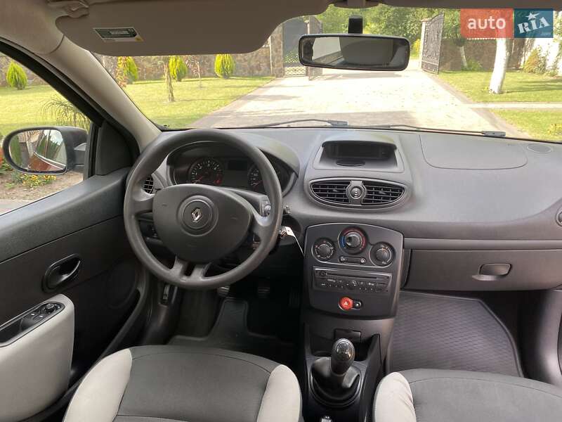 Универсал Renault Clio 2009 в Дубно