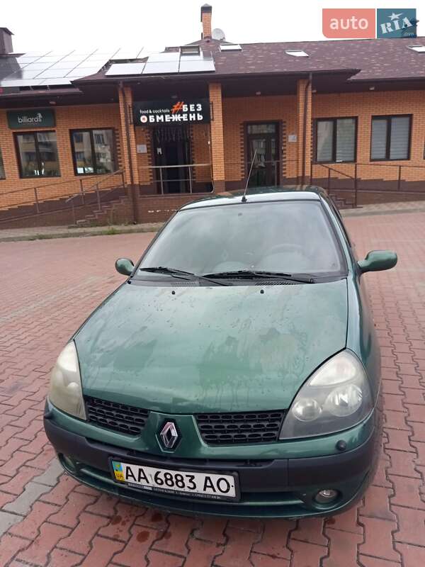Хэтчбек Renault Clio 2002 в Обухове
