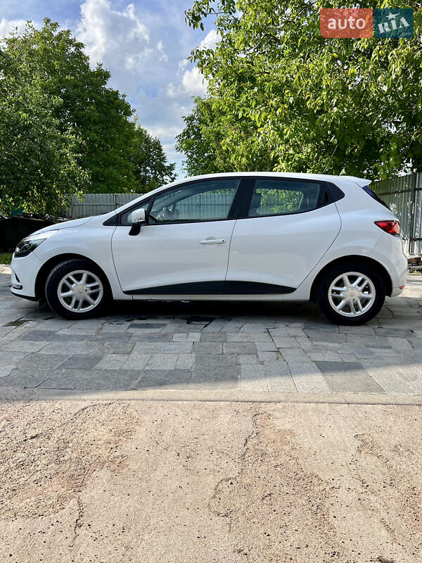 Хэтчбек Renault Clio 2017 в Киеве