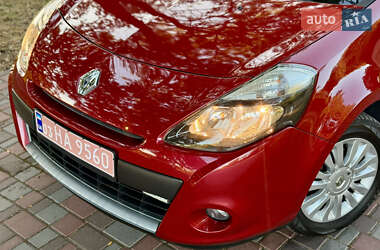 Хэтчбек Renault Clio 2010 в 