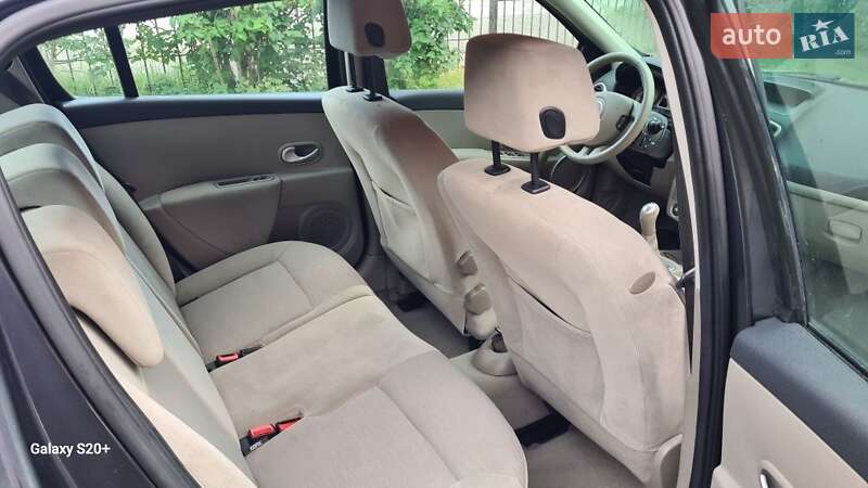 Хэтчбек Renault Clio 2007 в Борисполе