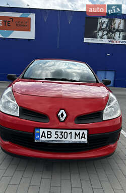 Хэтчбек Renault Clio 2008 в 