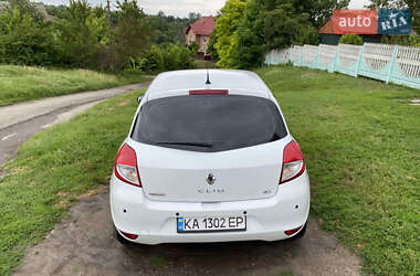Хэтчбек Renault Clio 2012 в 