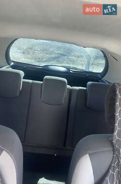 Хэтчбек Renault Clio 2012 в 