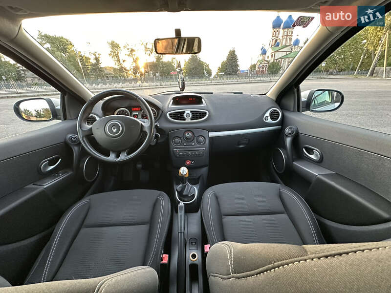 Універсал Renault Clio 2009 в Первомайську
