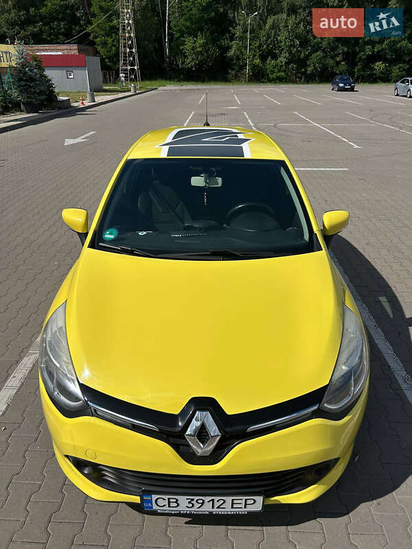 Хэтчбек Renault Clio 2012 в Чернигове