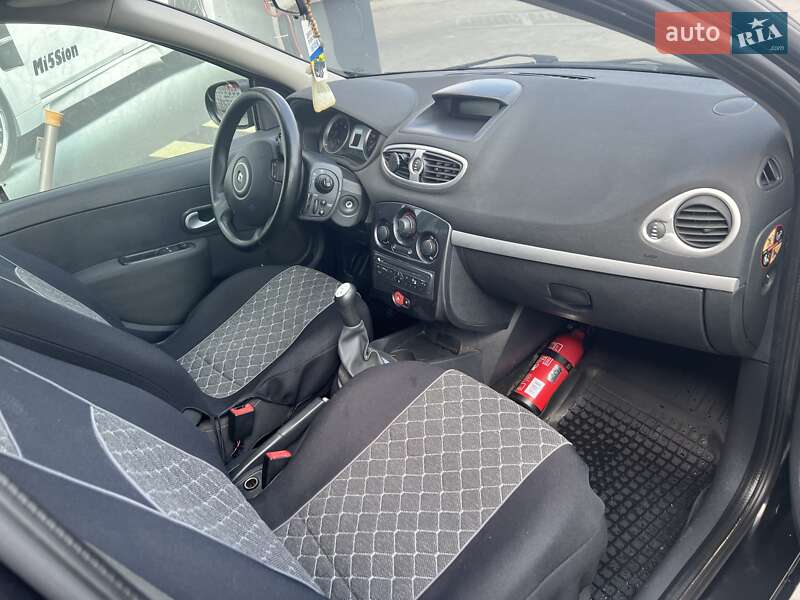 Універсал Renault Clio 2012 в Івано-Франківську