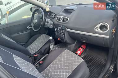 Универсал Renault Clio 2012 в 