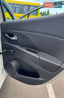 Хэтчбек Renault Clio 2016 в 