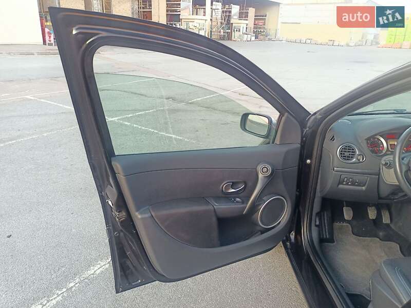 Хетчбек Renault Clio 2007 в Житомирі