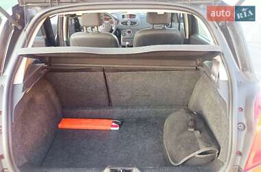 Хэтчбек Renault Clio 2007 в 