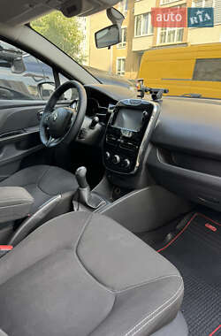 Хетчбек Renault Clio 2013 в 