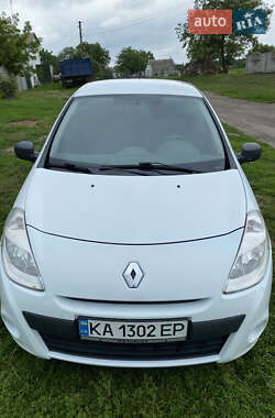Хэтчбек Renault Clio 2012 в 