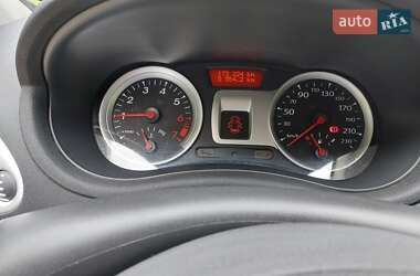 Универсал Renault Clio 2010 в 
