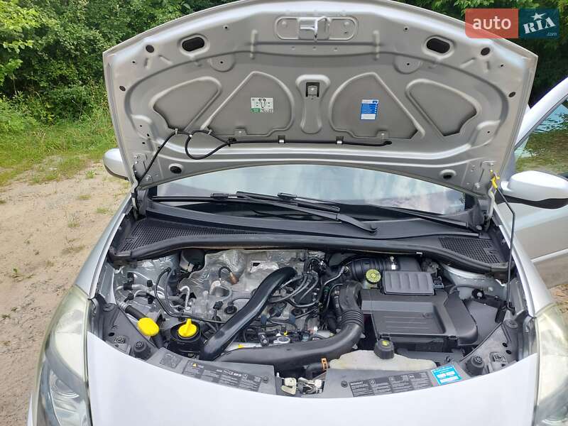 Універсал Renault Clio 2010 в Рівному