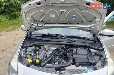 Универсал Renault Clio 2010 в 