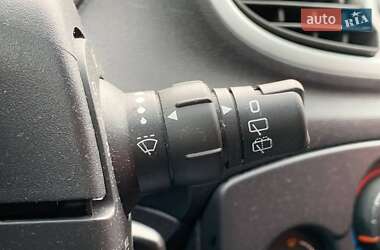 Хэтчбек Renault Clio 2012 в 