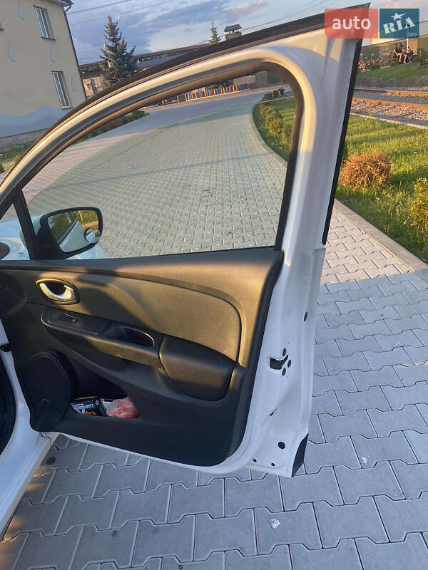 Универсал Renault Clio 2015 в Рокитном фото 11 Универсал Renault Clio 2015 в Рокитном