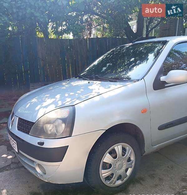 Хэтчбек Renault Clio 2003 в Кропивницком