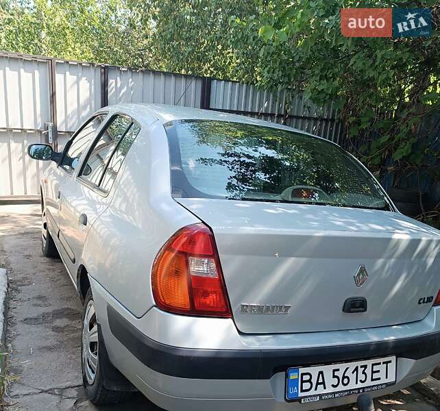 Хэтчбек Renault Clio 2003 в Кропивницком