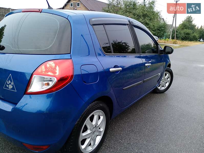 Хетчбек Renault Clio 2011 в Києві фото 4 Хетчбек Renault Clio 2011 в Києві