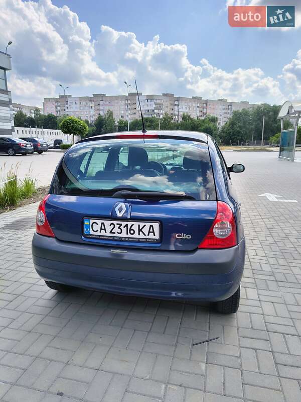 Хэтчбек Renault Clio 2003 в Черкассах фото 10 Хэтчбек Renault Clio 2003 в Черкассах
