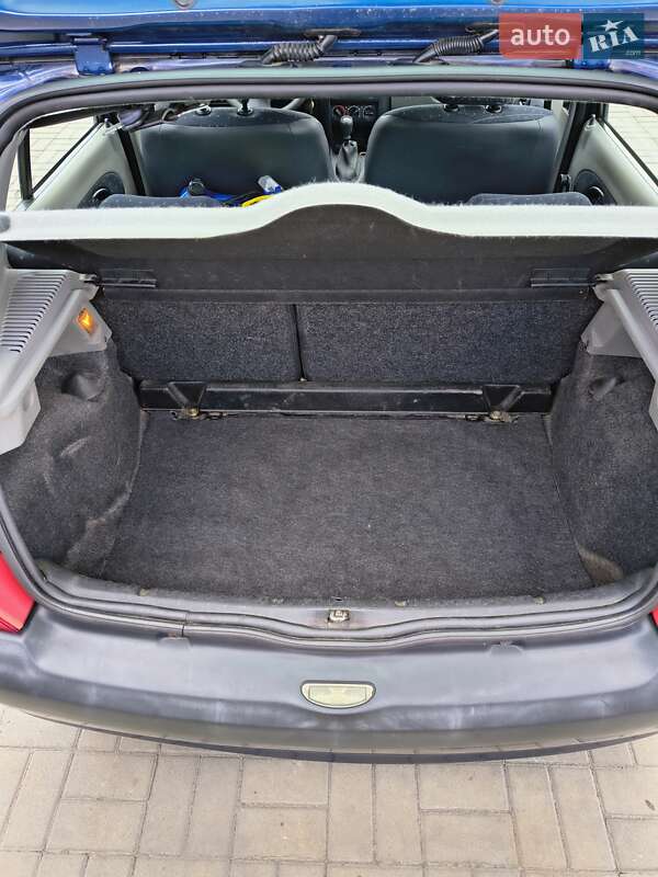 Хэтчбек Renault Clio 2003 в Черкассах фото 22 Хэтчбек Renault Clio 2003 в Черкассах