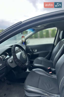 Хэтчбек Renault Clio 2007 в 