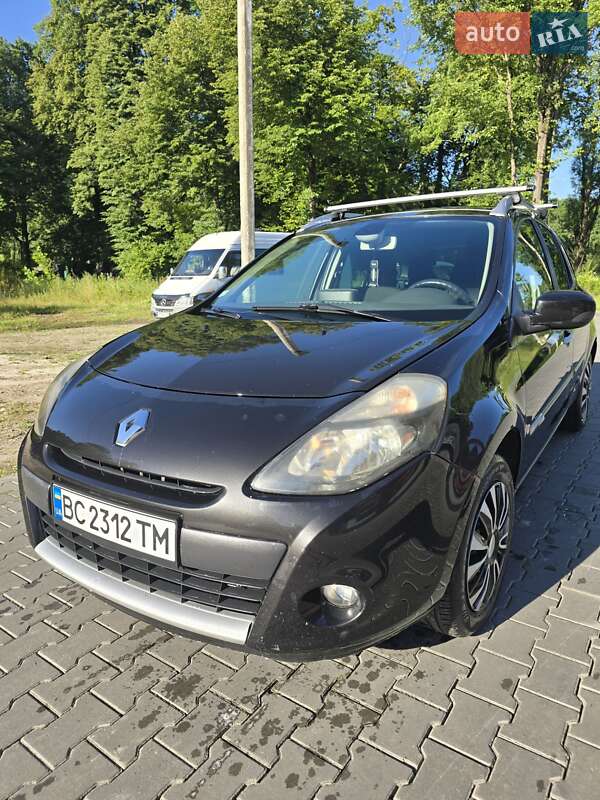 Універсал Renault Clio 2011 в Дрогобичі