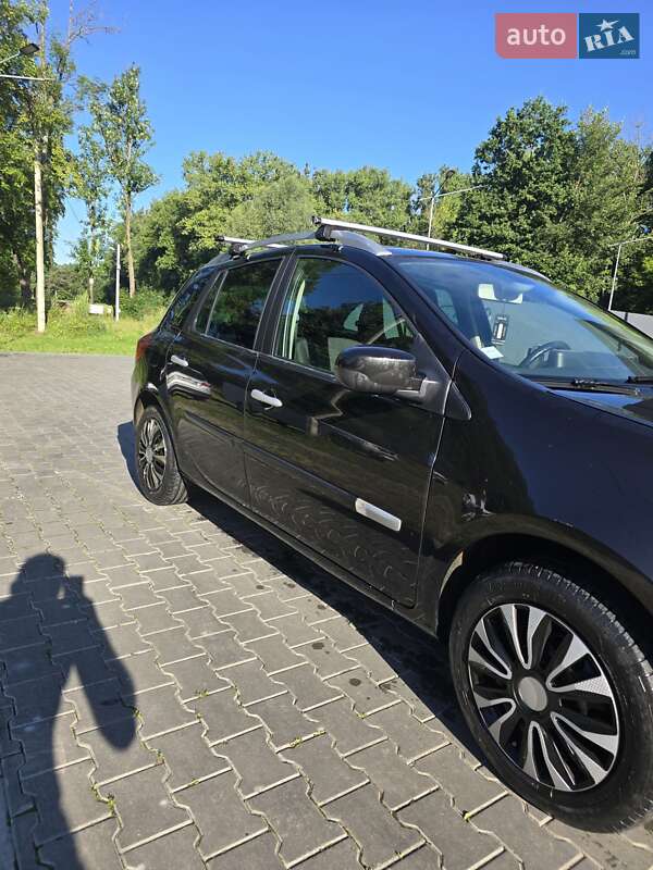 Універсал Renault Clio 2011 в Дрогобичі