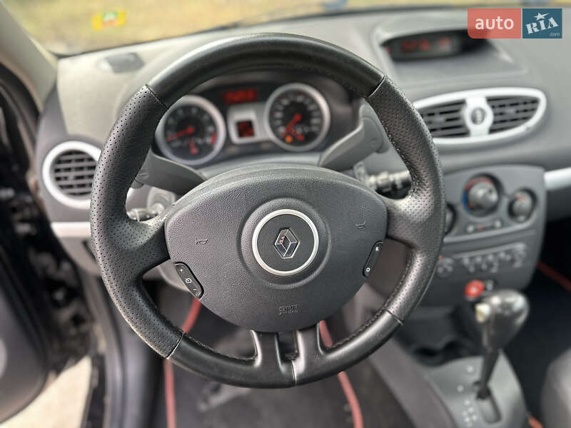 Хэтчбек Renault Clio 2007 в Киеве